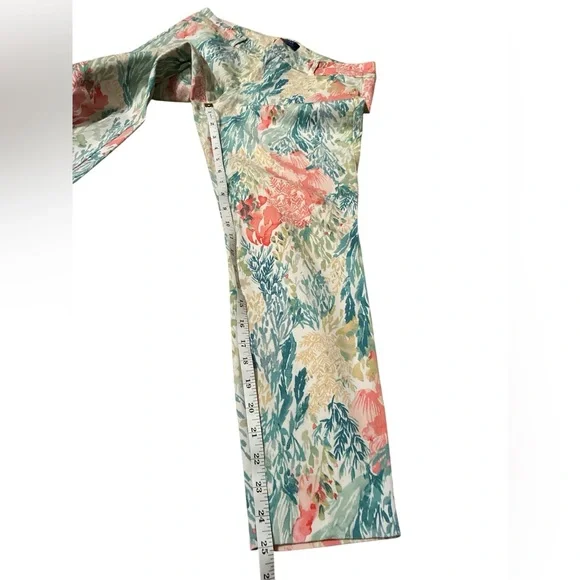 Old Navy Pixie Mid-Rise Floral Print Pants. Size 6 Regular. - Picture 9 of 11